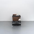 1x Cassina Le Corbusier LC4 Chaise Longue Ponyhuid -Tricolor, Niet ingevuld, Overige materialen, Niet ingevuld, Nieuw