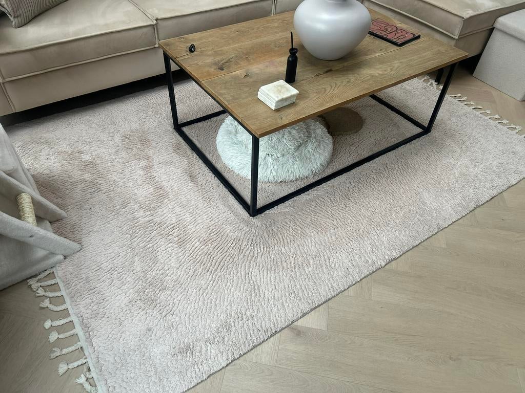 Salontafel eiken met zwarte stalen onderstel, Huis en Inrichting, Tafels | Salontafels, Ophalen, 100 tot 150 cm, 50 tot 100 cm