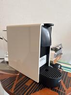 Nespresso Krups Essenza Mini - Compacte Espresso Machine, Espresso apparaat, Ophalen of Verzenden, Zo goed als nieuw, 1 kopje
