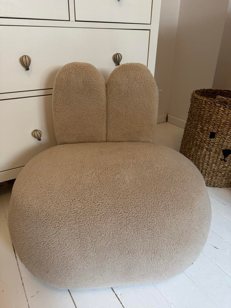 Leuke konijnen poef van Kwantum, Ophalen, Overige vormen, Stof, Minder dan 50 cm