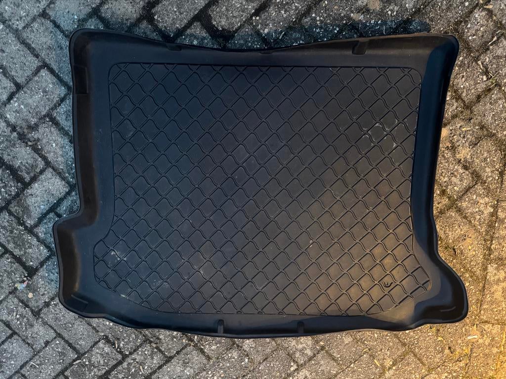 Rubberen kofferbakmat Guardliner Volvo V60 (Sport Combi/Cros, Ophalen, Gebruikt