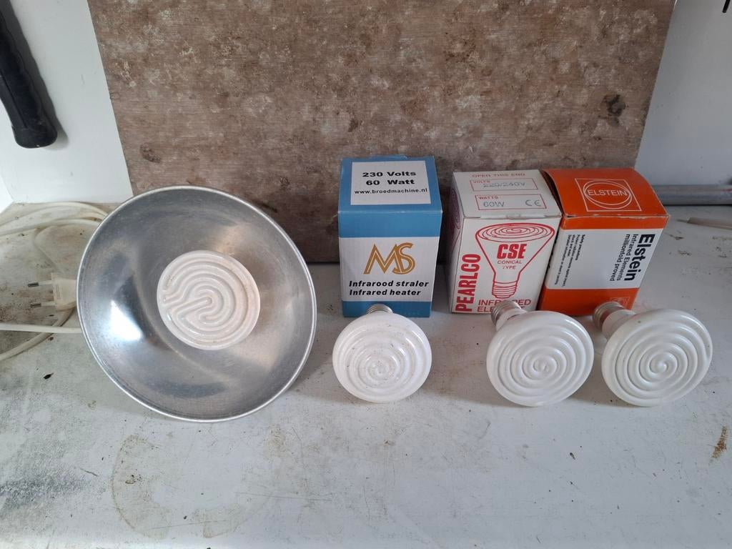 Warmtelamp, donkerstralers te koop, Dieren en Toebehoren, Pluimvee | Toebehoren, Ophalen, Overige typen