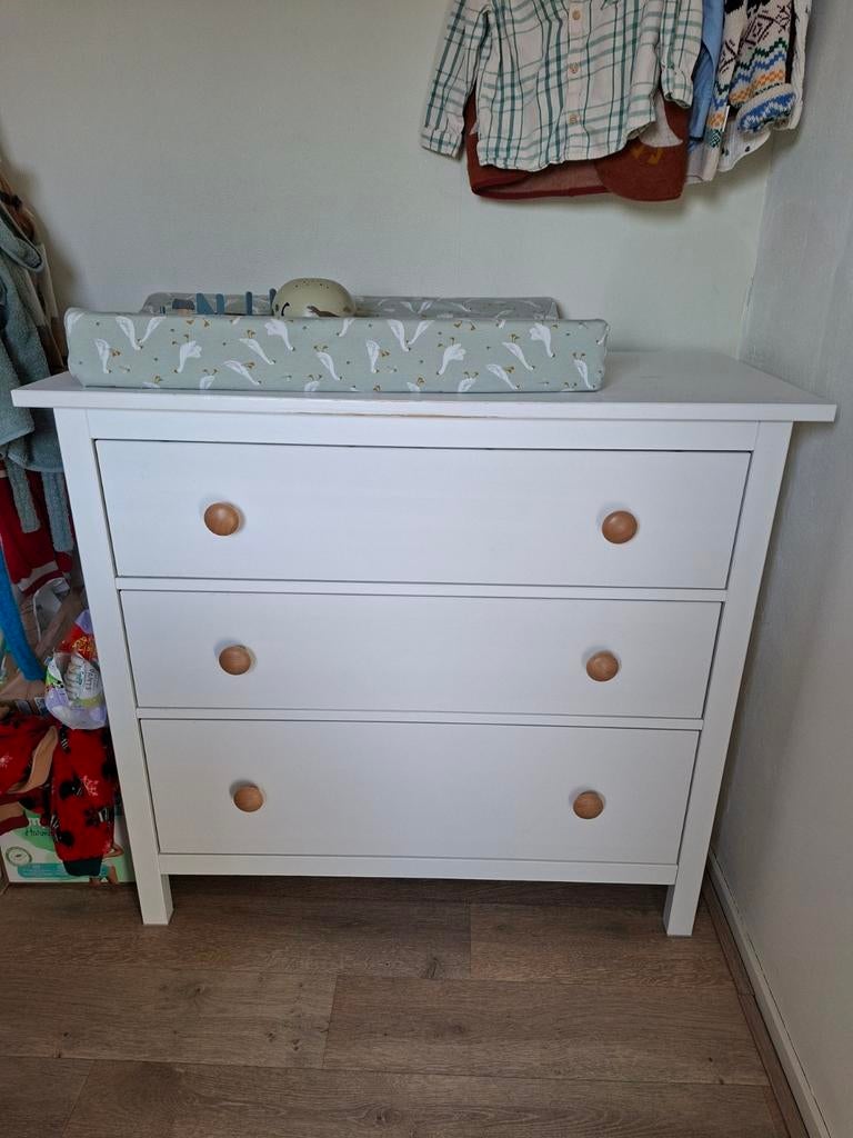 Hemnes ladekast met 3 lades, Ophalen, Gebruikt, 100 tot 150 cm, 50 tot 100 cm