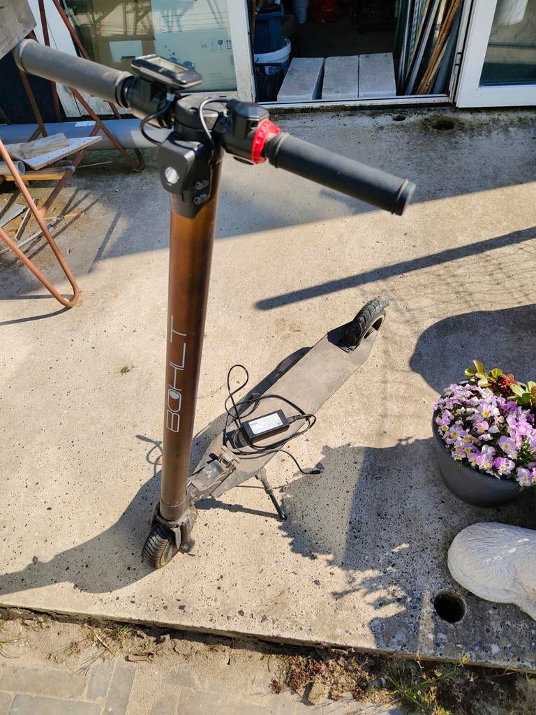 Bohlt E-step - Elektrische step, Fietsen en Brommers, Steps, Ophalen, Gebruikt, Elektrische step (E-scooter), Bohlt