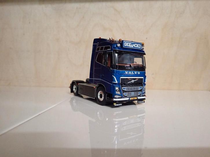 Volvo FH Geelhoed WSI, Hobby en Vrije tijd, Modelauto's | 1:50, Nieuw, Bus of Vrachtwagen, Wsi, Ophalen of Verzenden