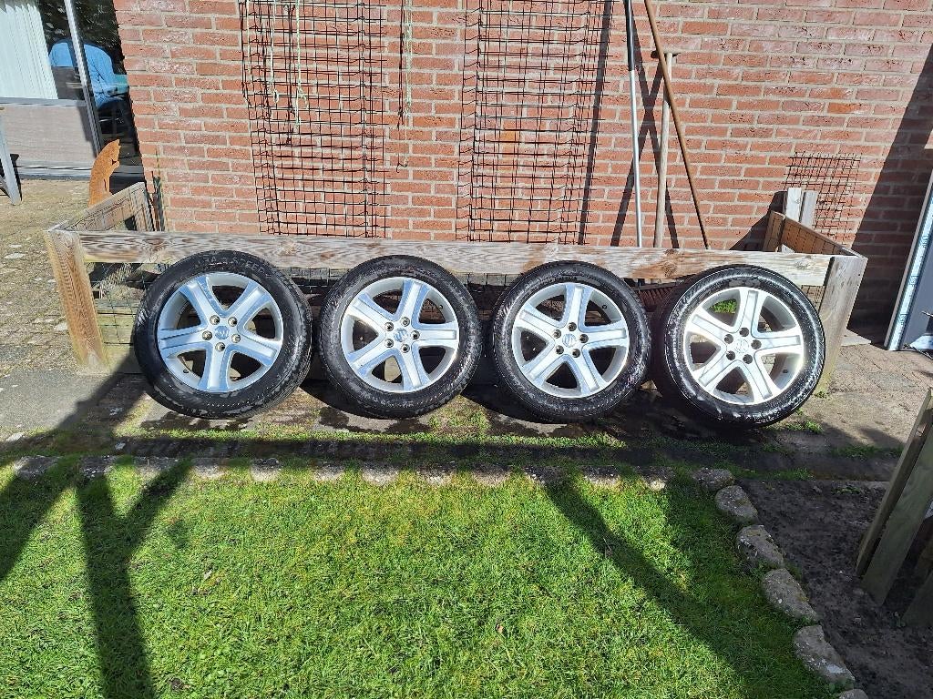 Keurige set Gislaved Y  XL zomerbanden 225 X 55 R 17  SUV, Auto-onderdelen, Banden en Velgen, Gebruikt, 17 inch, Band(en), Ophalen