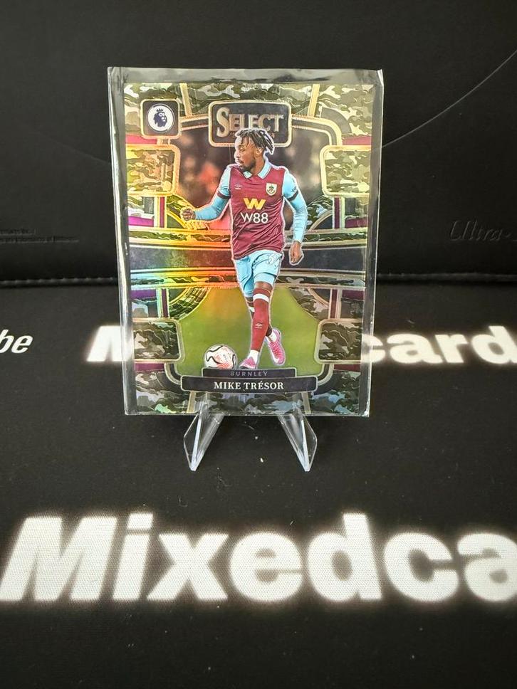 Mike Trésor Panini Select /175, Verzamelen, Sportartikelen en Voetbal, Zo goed als nieuw, Spelerskaart, Buitenlandse clubs, Ophalen of Verzenden