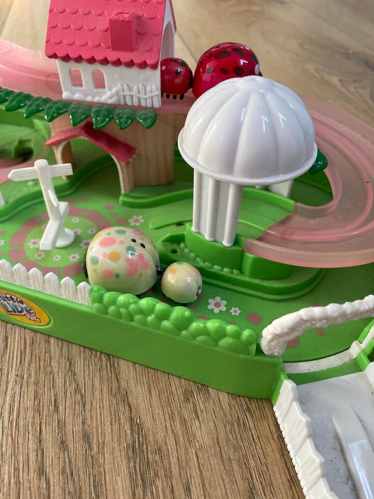 Speelgoedbaan kleine speelgoed dieren van little live pets, Ophalen, Gebruikt, Jongen of Meisje