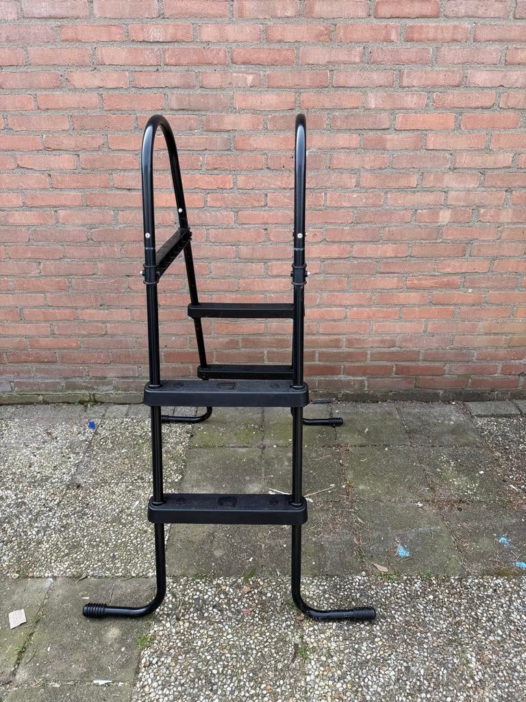 Zwembad trap, Ophalen, Gebruikt, Ladder