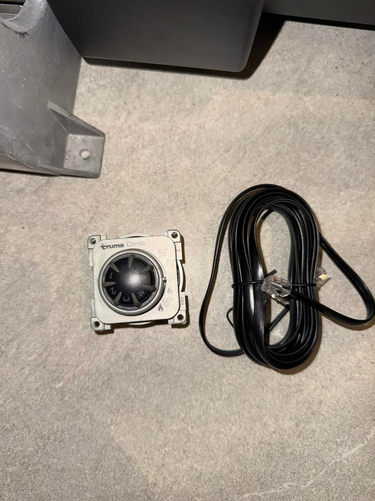 Truma combi 6 kachel / boiler Bouwjaar 2010, Caravans en Kamperen, Ophalen of Verzenden, Gebruikt