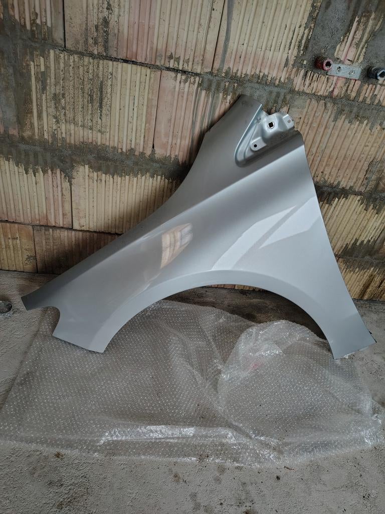 Spatbord  voorscherm links Mercedes-benz, Ophalen of Verzenden