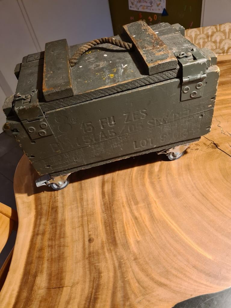 Vintage Leger Kistje op Wieltjes - Uniek Opbergmeubel, Overige houtsoorten, Gebruikt, 50 tot 100 cm, Ophalen of Verzenden