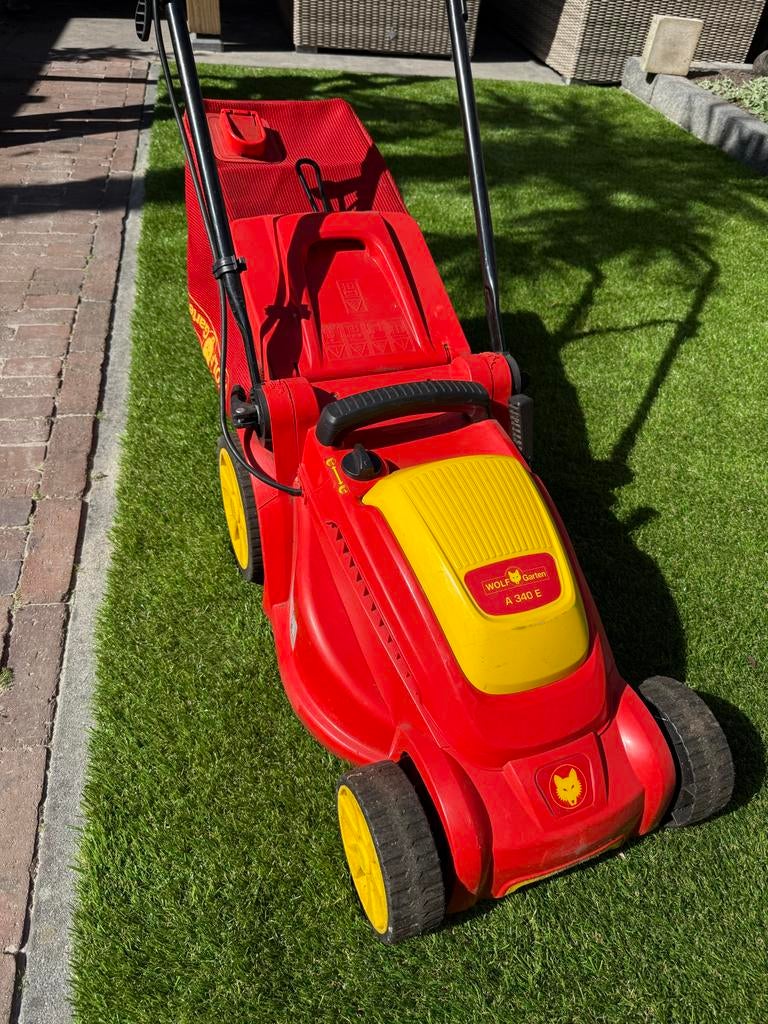 Goedwerkende Wolf-Garten grasmaaier met opvangbak, Cirkelmaaier, Gebruikt, Elektrische grasmaaier, Ophalen of Verzenden