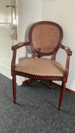 Stoel Antiek 92 hoog 57 breed zitting 43 hoog, Ophalen