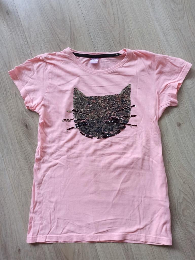Roze T-shirt met omkeerbare pailletten kat - 152 158, Meisje, VER, Ophalen of Verzenden, Zo goed als nieuw