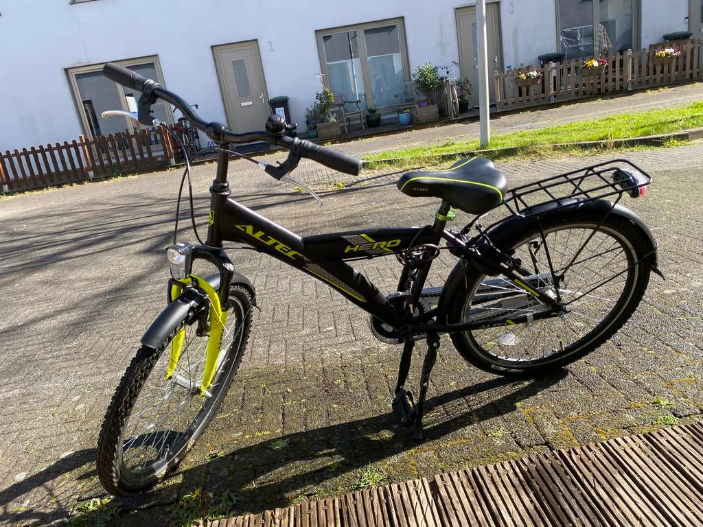 Altec Hero Fiets - Zwart/Geel - 24 inch, Fietsen en Brommers, Fietsen | Kinderfietsjes, Ophalen of Verzenden, Gebruikt, 20 inch of meer