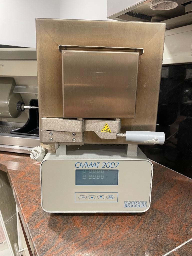 Manfredi Ovmat 2007 (uitbrandoven) Tandtechniek, Doe-het-zelf en Verbouw, Ophalen, Gebruikt, Minder dan 700 watt, Overige typen