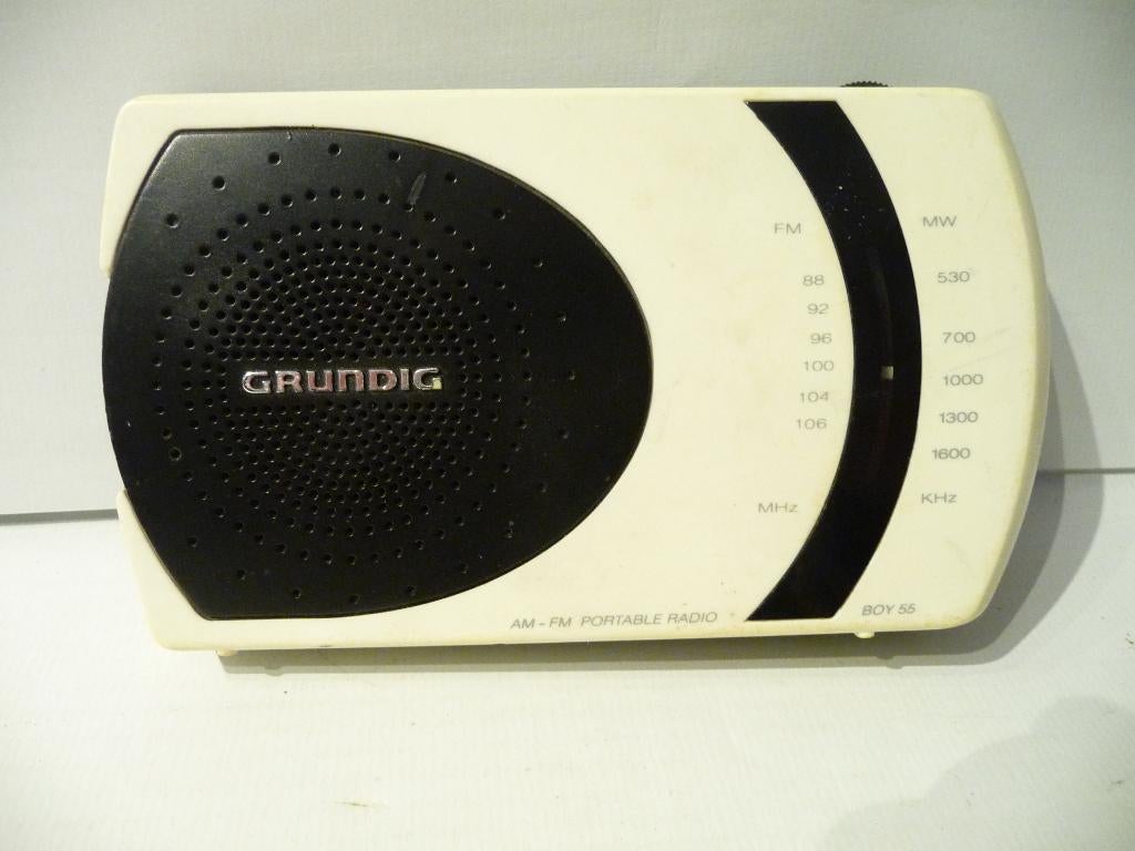 Grundig Boy 55 transistorradio, Verzenden kan ook, Ophalen, Wereldontvanger