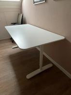 IKEA Bekant Bureau / Tafel - 80x160 cm, Huis en Inrichting, Bureaus, Ophalen, In hoogte verstelbaar, Zo goed als nieuw, Bureau