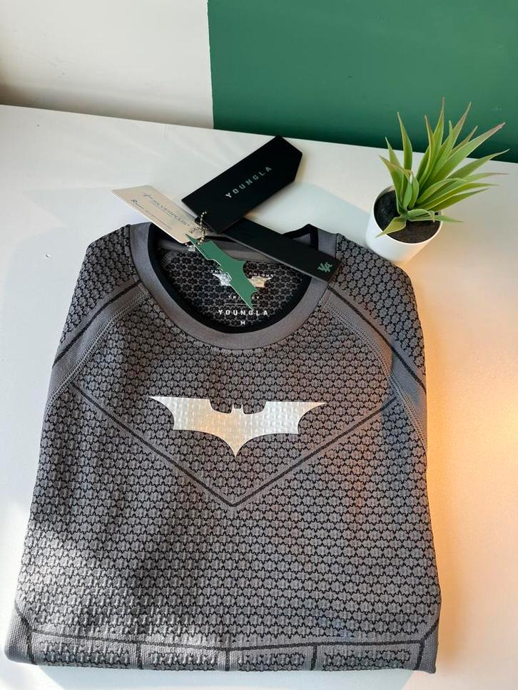 YoungLA Batman Compressie Dark Grey 🦇, Kleding | Heren, T-shirts, Nieuw, Maat 48/50 (M), Grijs, Ophalen of Verzenden