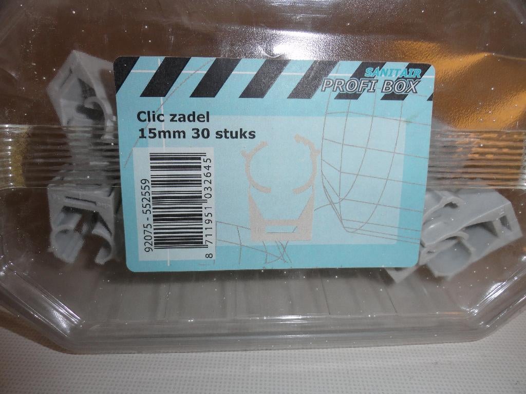 30 stuks clic zadels 15 mm - nieuw, Ophalen, Nieuw