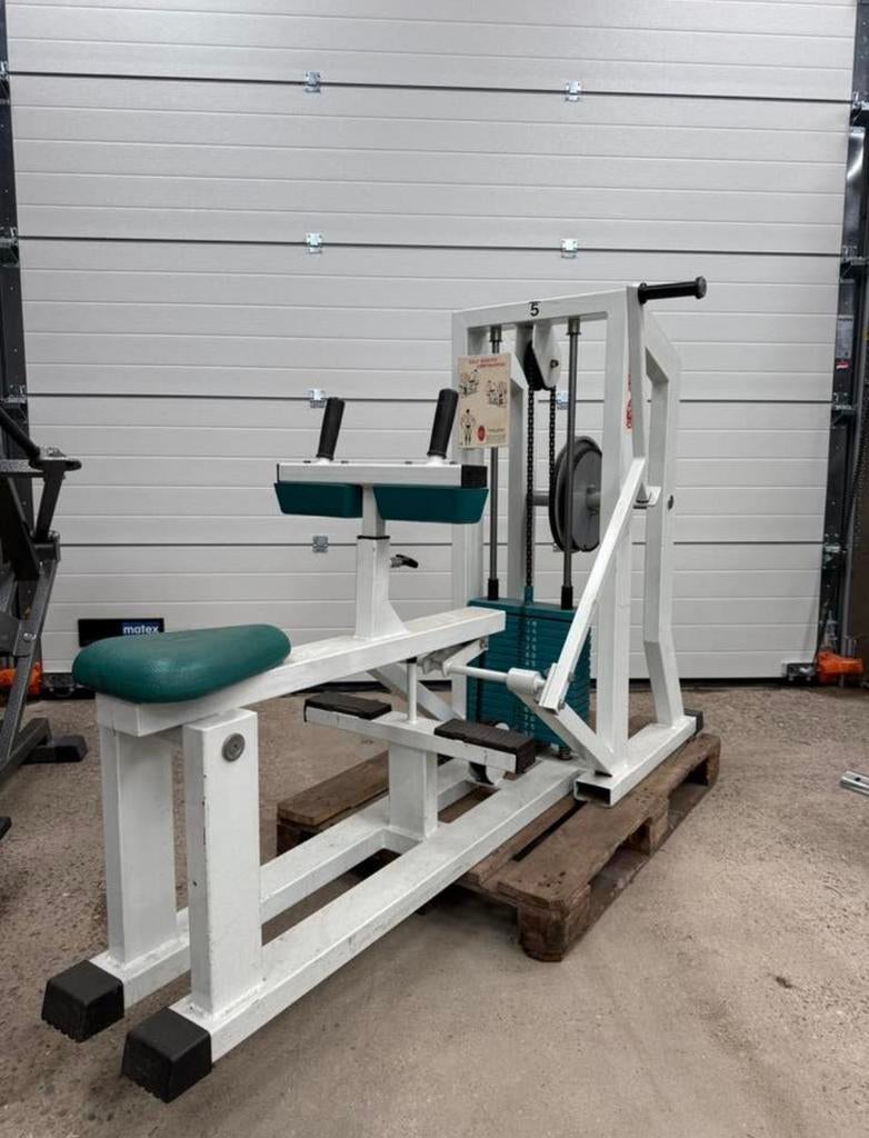 Panatta fantastic line Calf raise / Seated calf / machine