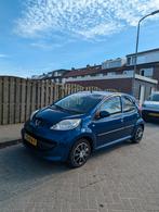 Peugeot 107 5DRS | Airco | CarPlay | Camera | Top Onderhoud, Auto's, Peugeot, Voorwielaandrijving, Stof, 68 pk, Handgeschakeld