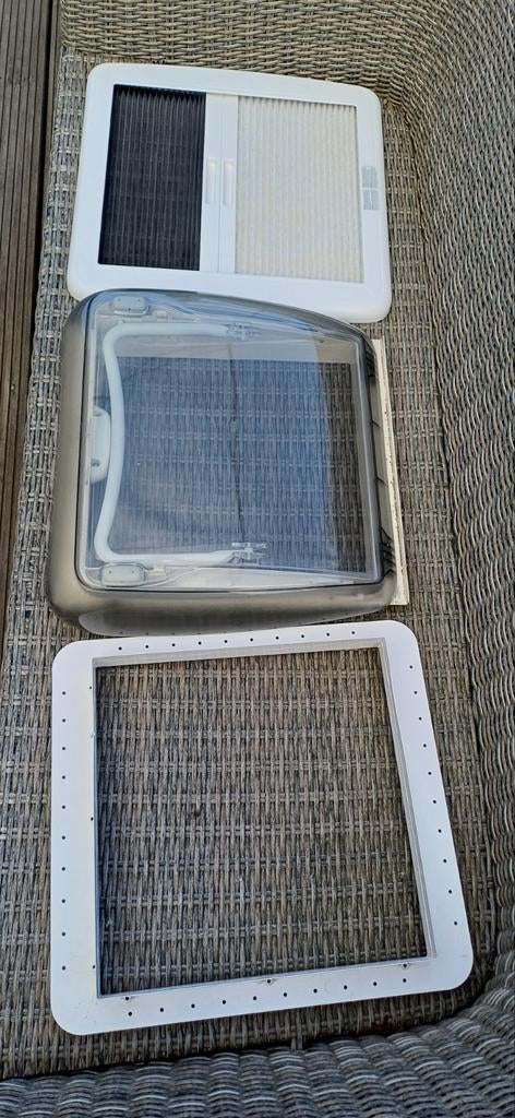 Dakluik 40x40 voor camper of caravan, Ophalen, Gebruikt