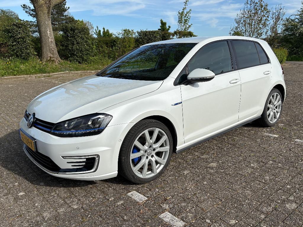 Volkswagen Golf 1.4 TSI Phev 150KW GTE 5D 2015 Wit, Auto's, Volkswagen, Particulier, Golf, ABS, Boordcomputer, Climate control