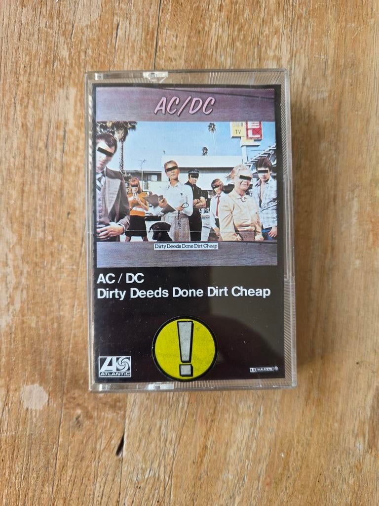 AC/DC - Dirty Deeds Done Dirt Cheap Cassette, Cd's en Dvd's, Cassettebandjes, Ophalen, Gebruikt, 1 bandje, Origineel