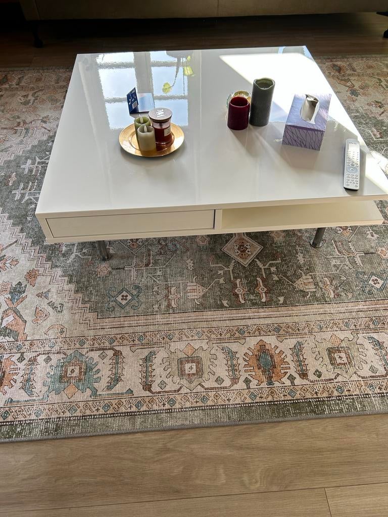 Tofteryd salontafel hoogglans wit - 95 x 95, Ophalen, Kunststof, 100 tot 150 cm, 50 tot 100 cm