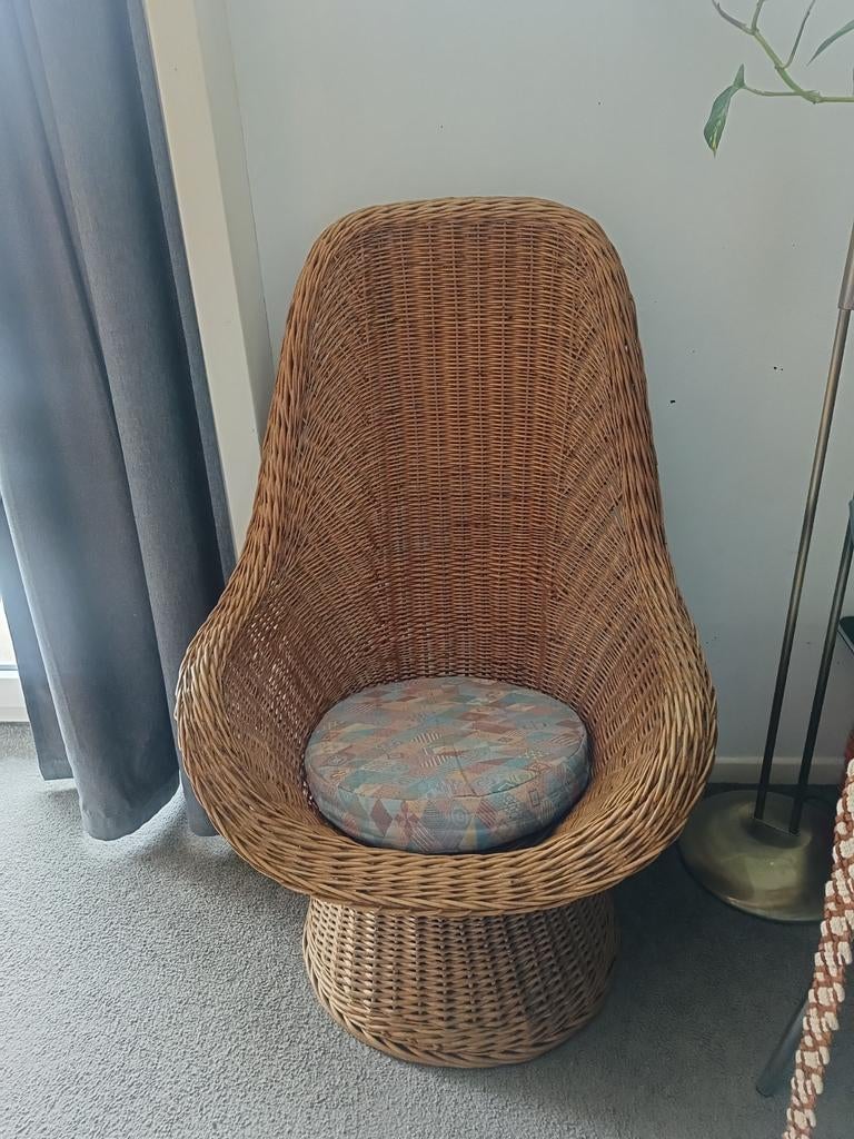 Rotan stoel in super staat., Huis en Inrichting, Stoelen, Ophalen of Verzenden, Zo goed als nieuw, Bruin, Eén