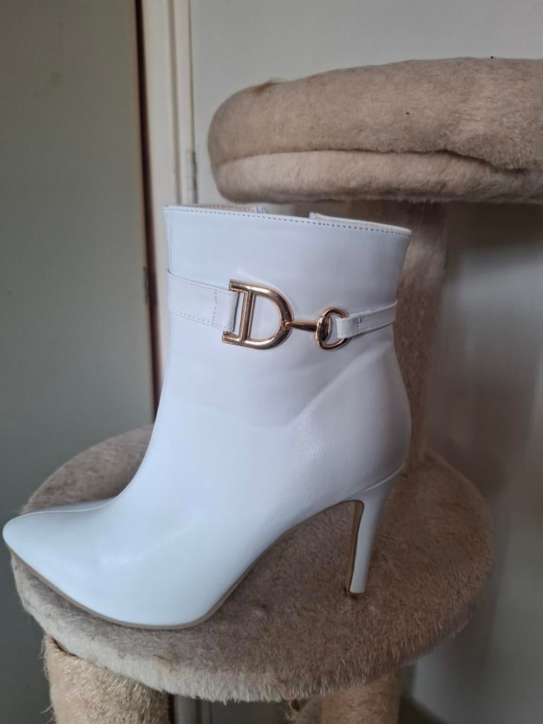Enkellaarsjes wit, Kleding | Dames, Schoenen, Ophalen, Nieuw, Wit