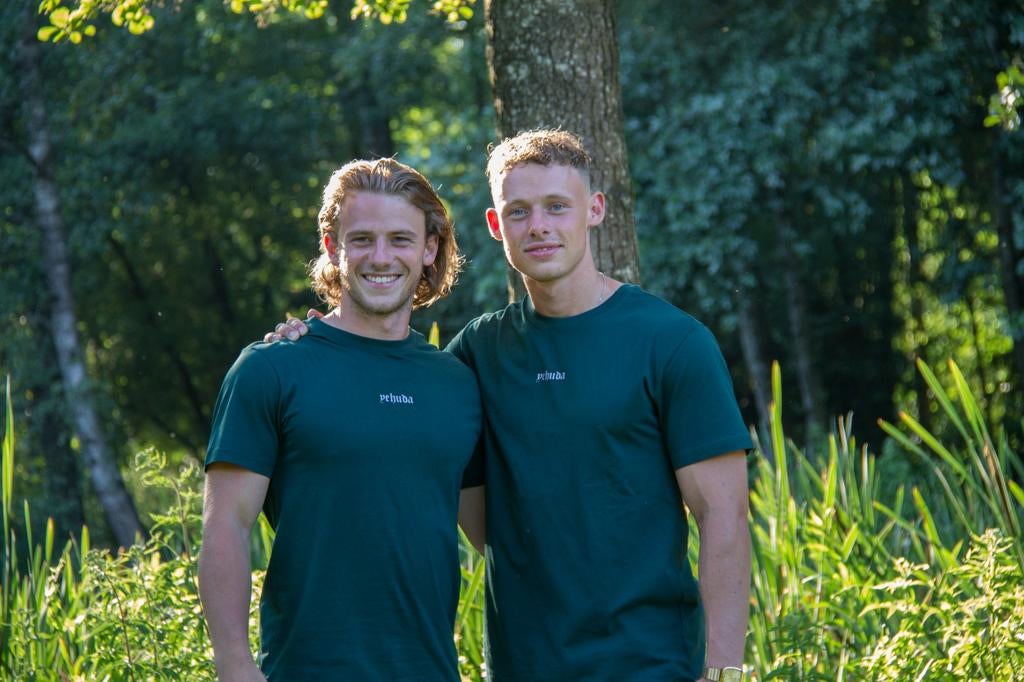 Woningontruiming of meubels tillen - 2 mannen & transport, Diensten en Vakmensen, Verhuizers en Opslag, Verhuizen binnen Nederland