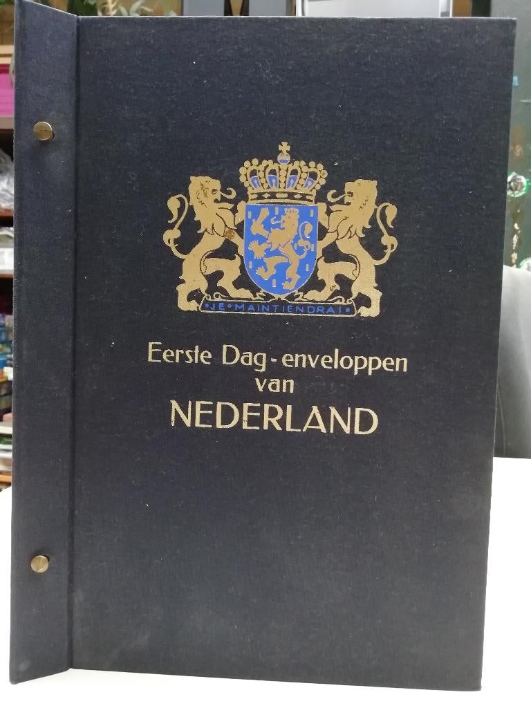 Album met eerste dag-enveloppen van Nederland, Ophalen of Verzenden, Envelop
