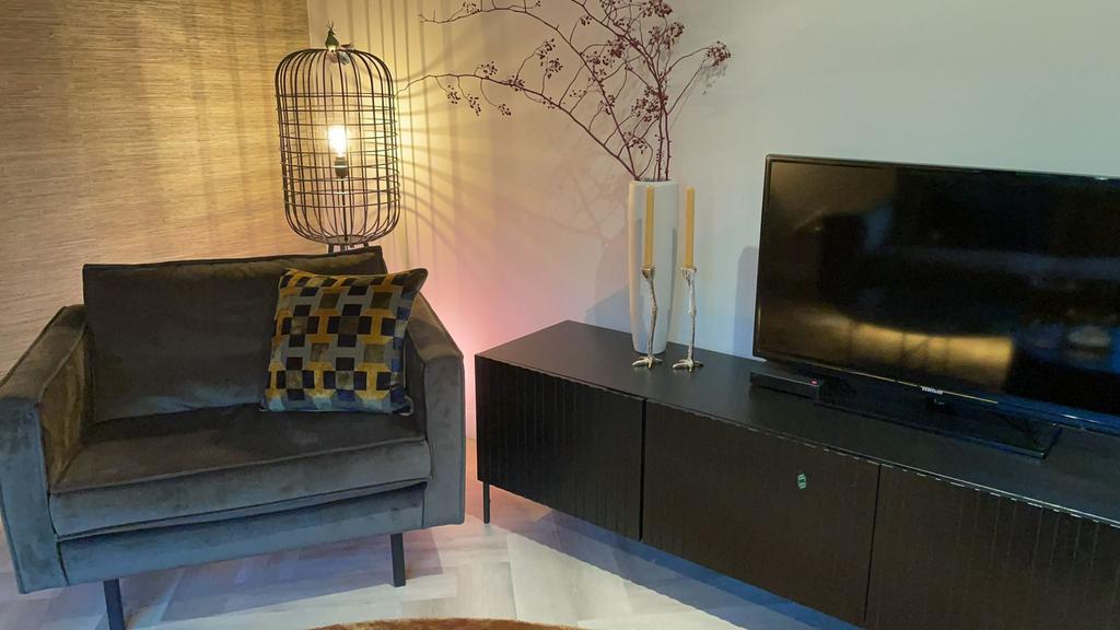 BePureHome loveseat /fauteuil – velvet groen – hotel chique, Ophalen, Tweepersoons, 75 tot 100 cm, Zo goed als nieuw