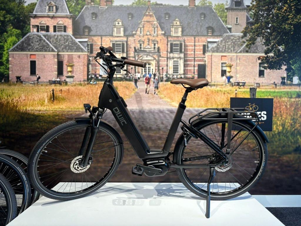 QWIC Mira Daily Low-step Jet-black L Lageinstap Jet Black L, Fietsen en Brommers, Elektrische fietsen, Qwic, -, - 0
-, NL, Nieuw