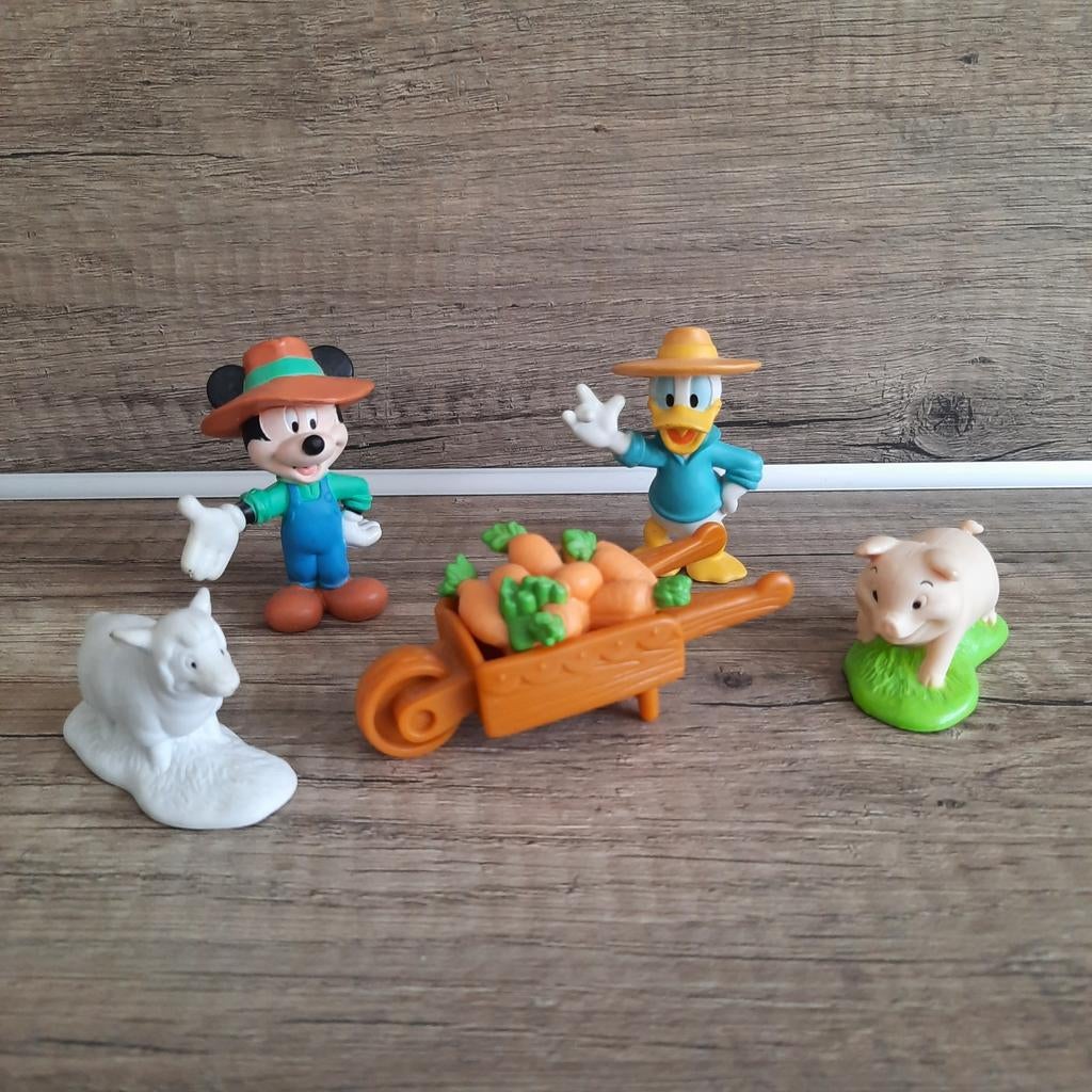 Walt Disney Donald Duck Mickey Mouse boer boerderij, Ophalen of Verzenden, Donald Duck, Nieuw, Beeldje of Figuurtje