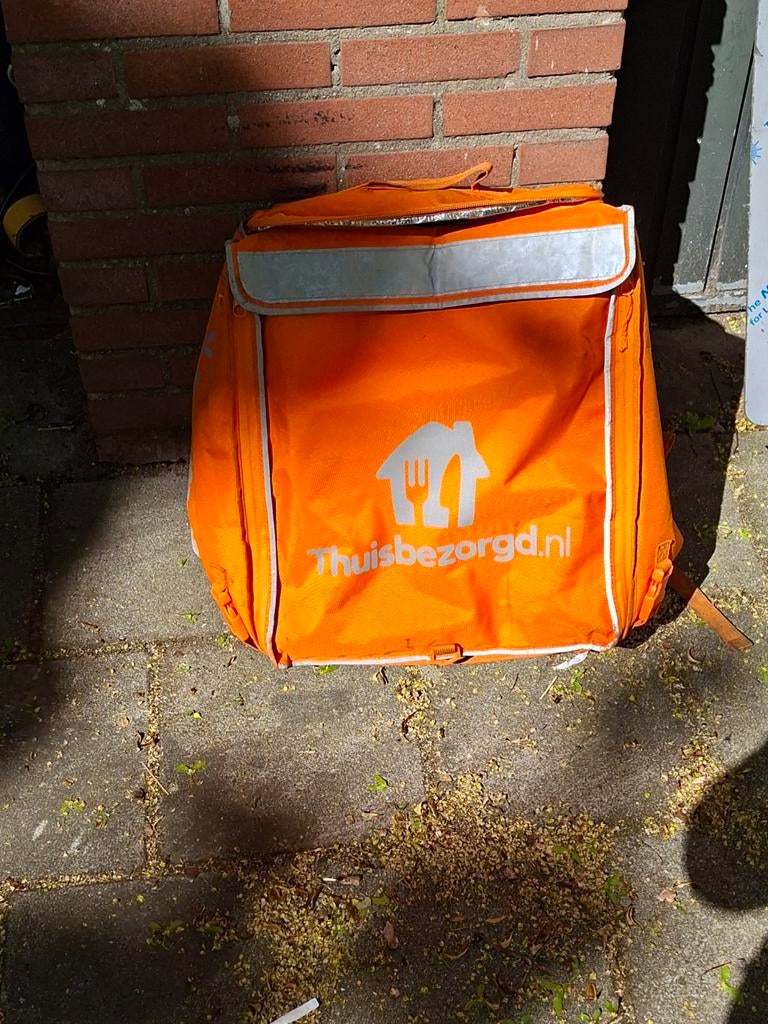 thuisbezorgd tas, Ophalen of Verzenden, Zo goed als nieuw, Oranje, 30 cm of meer