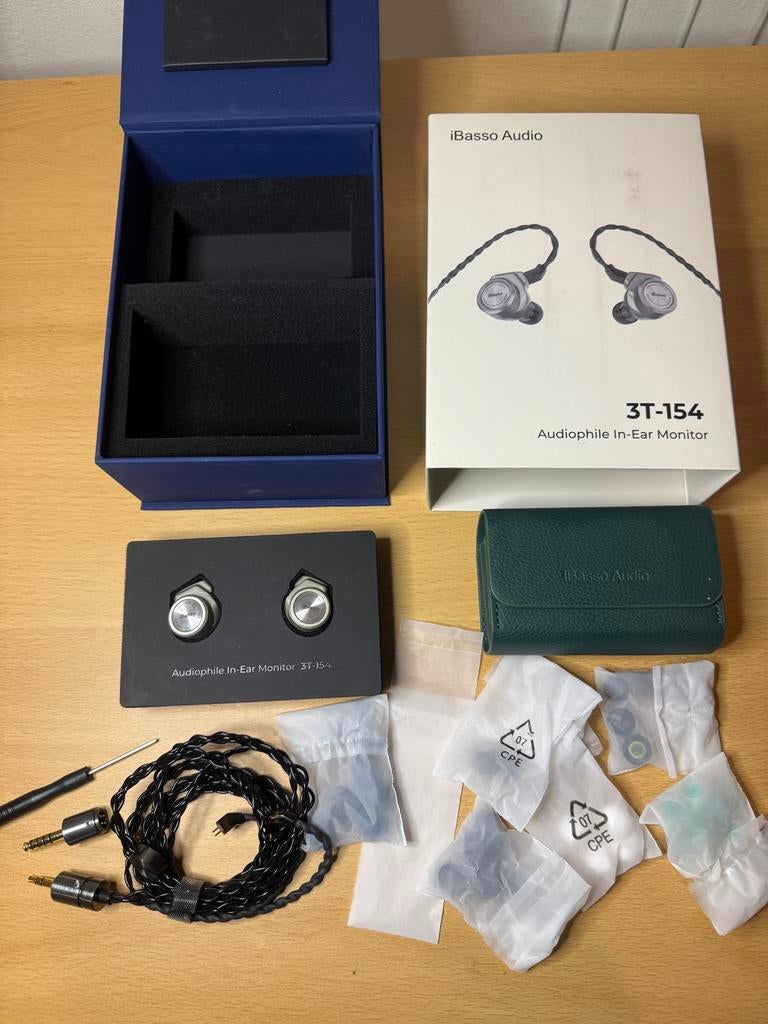 iBasso 3T-154 IEMs zilver oordopjes -N55 3Tesla magneetveld, Ophalen of Verzenden, Gebruikt, Overige merken