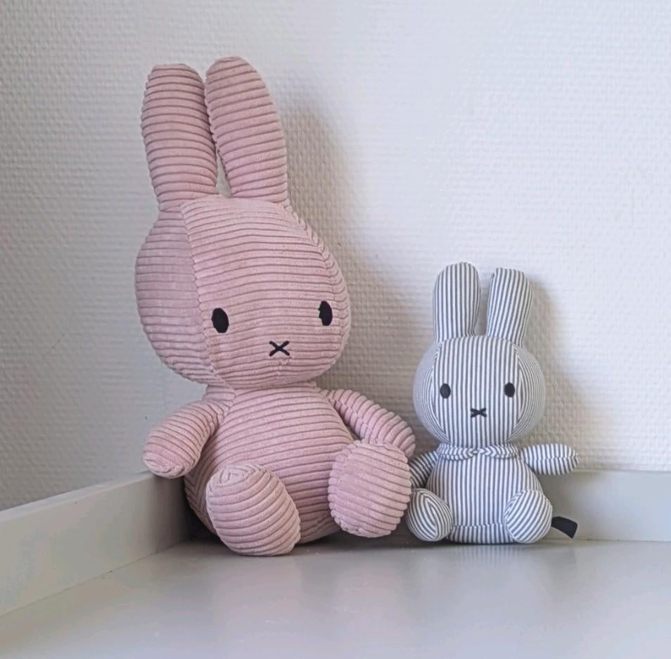 Nijntje knuffels rib en marine streep miffy nijn konijn, Ophalen of Verzenden, Zo goed als nieuw, Kraamcadeau