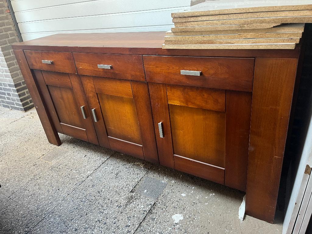 Gratis afhalen dressoir, Ophalen, Gebruikt, Met deur(en), 150 tot 200 cm