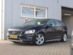 Volvo V60 2.4 D6 Twin Engine Momentum / Export (bj 2015), Auto's, Automaat, Euro 6, LED verlichting, Blauw