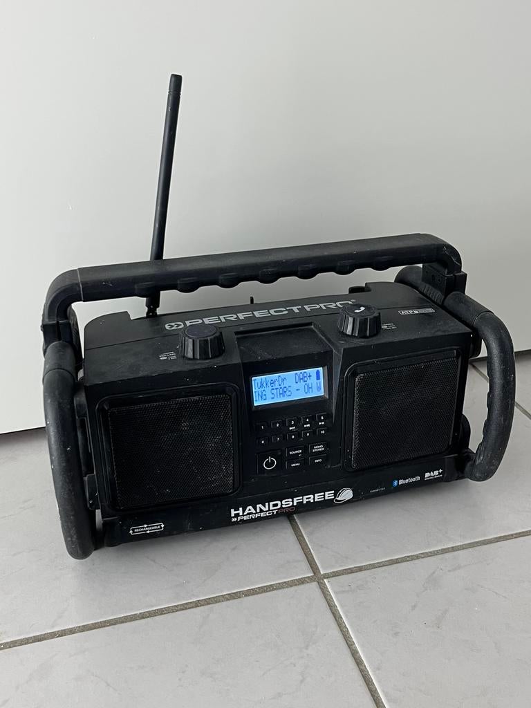 Perfectpro bouwradio dab, Bluetooth, Ophalen of Verzenden, Gebruikt, Bouwradio