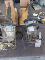 Stoere wandlampen, Ophalen