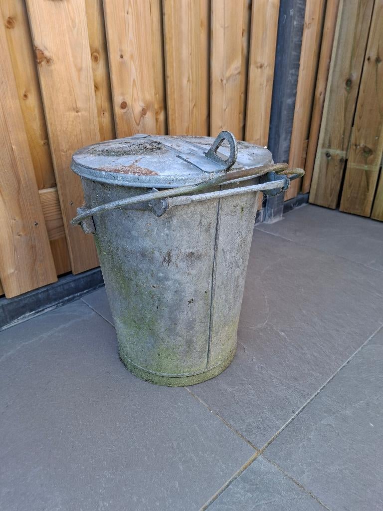 Zinken vuilnisemmer, Antiek en Kunst, Ophalen