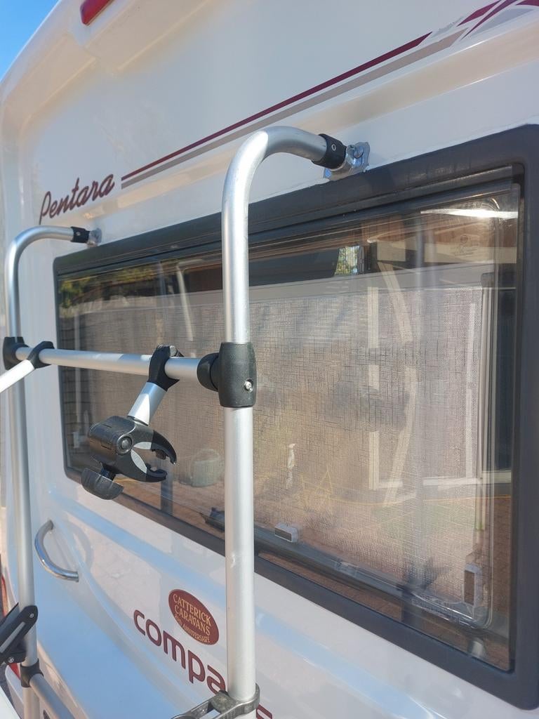 Nieuwe Fietsendrager voor 2 fietsen - Nooit gebruikt!, Caravans en Kamperen, Camper-accessoires, Ophalen, Nieuw