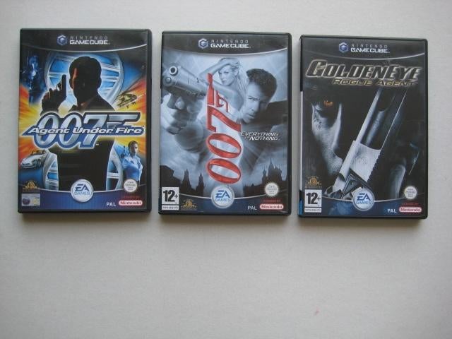 James Bond 007 Nintendo Gamecube, Spelcomputers en Games, Games | Nintendo GameCube, Gebruikt, Shooter, Ophalen of Verzenden, 3 spelers of meer