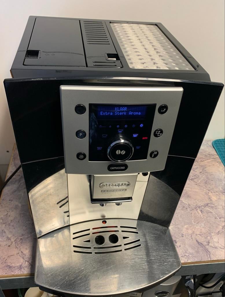 DeLonghi Perfecta Koffiemachine - Volautomatisch, Ophalen, Afneembaar waterreservoir, Gebruikt, Koffiemachine