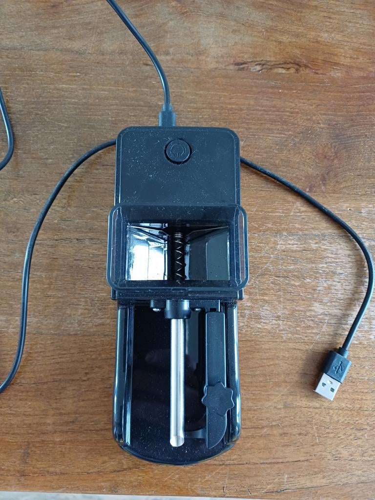 Elektrische sigarettenmaker, Ophalen of Verzenden, Gebruikt, Overige typen